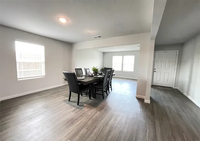 Photo 2 of Single family home for sale at 1007 Ripplewood Cir, Chandler, TX 75758 | MLS# 21339206 | Listing updated on 2026-07-23