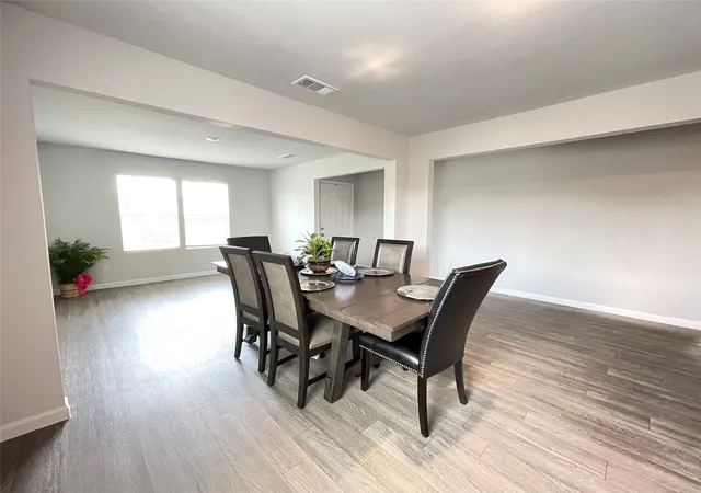 Photo 3 of Single family home for sale at 1007 Ripplewood Cir, Chandler, TX 75758 | MLS# 21339206 | Listing updated on 2026-07-23