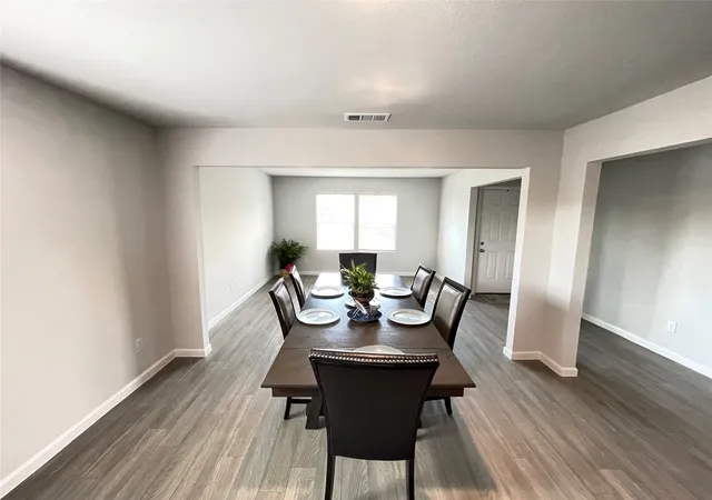 Photo 4 of Single family home for sale at 1007 Ripplewood Cir, Chandler, TX 75758 | MLS# 21339206 | Listing updated on 2026-07-23