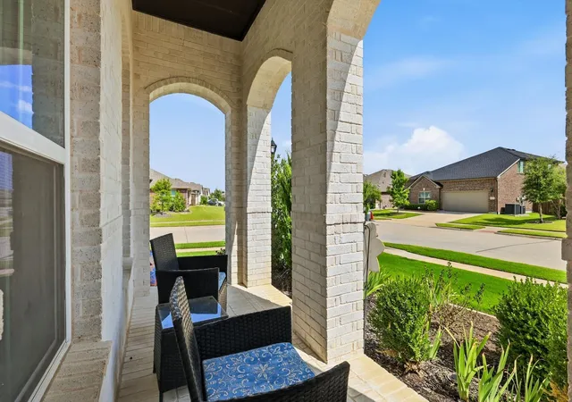 Photo 3 of Single family home for sale at 1100 Faringdon Dr, Anna, TX 75409 | MLS# 21338849 | Listing updated on 2026-09-21