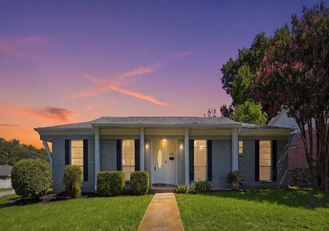 1st image of 6120 Waco Wy, Fort Worth, TX 76133 | MLS# 21325589