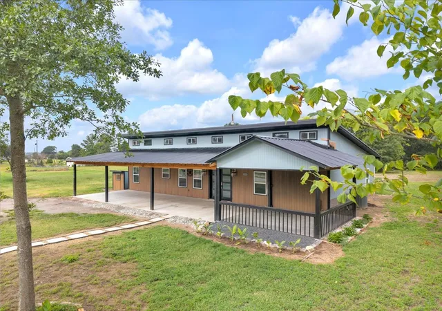 Photo 3 of Single family home for sale at 4120 Benjamin Dr, Malakoff, TX 75148 | MLS# 21338572 | Listing updated on 2026-09-27