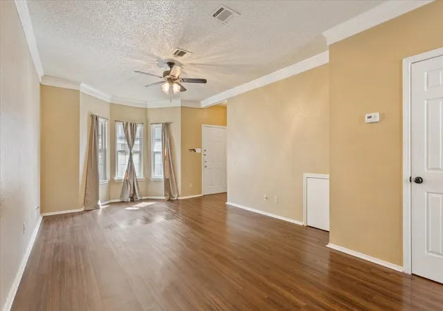 5th image of 1325 Speight Ave, Waco, TX 76706 | MLS# 21336766