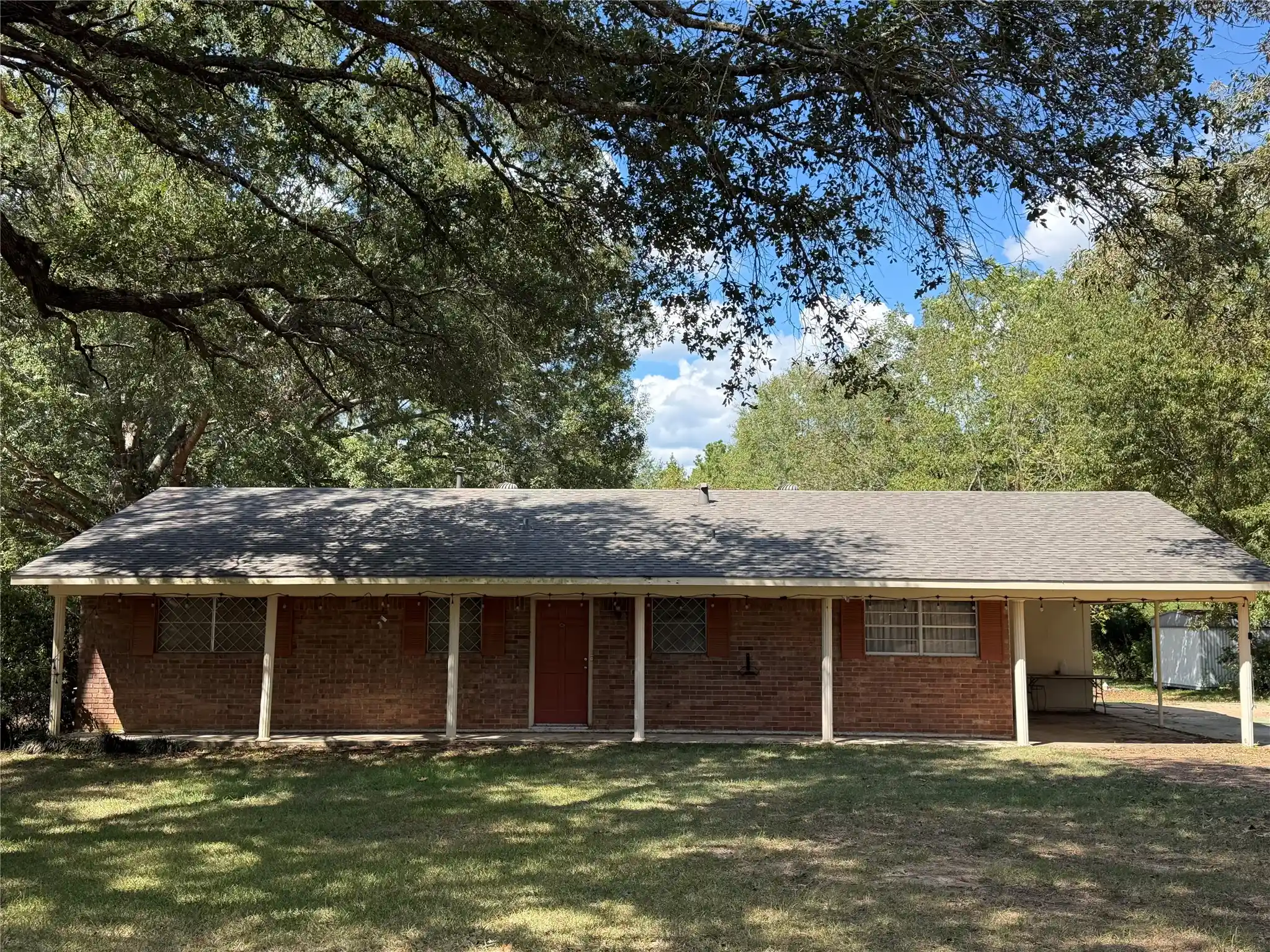 Single family home for sale at 1634 Binning Rd, Mansfield, LA 71052 | MLS# 21335003