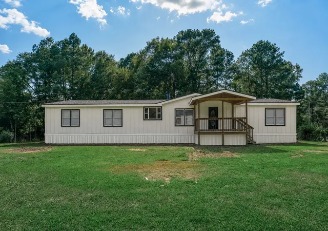 Photo 1 of Manufactured home for sale at 109 Amy Ln, Minden, LA 71055 | MLS# 21336327 | Listing updated on 2026-08-29
