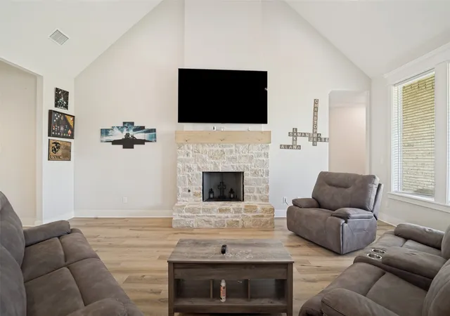 Photo 4 of Single family home for sale at 219 Kaul Ln, Bullard, TX 75757 | MLS# 21339375 | Listing updated on 2026-08-25