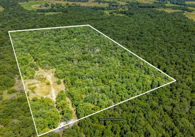 Photo 1 of Sale Pending at Tbd 1 Timber Oaks Ln, Boyd, TX 76023 | MLS# 21339385 | Listing updated on 2026-08-08