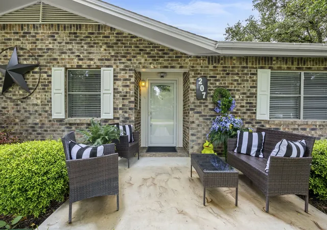 Photo 2 of Single family home for sale at 207 S Brook St, San Saba, TX 76877 | MLS# 21339292 | Listing updated on 2026-07-23