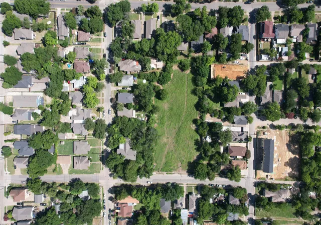 Photo 3 of Land for sale at 213 Canty St, Dallas, TX 75203 | MLS# 21339466 | Listing updated on 2026-07-28