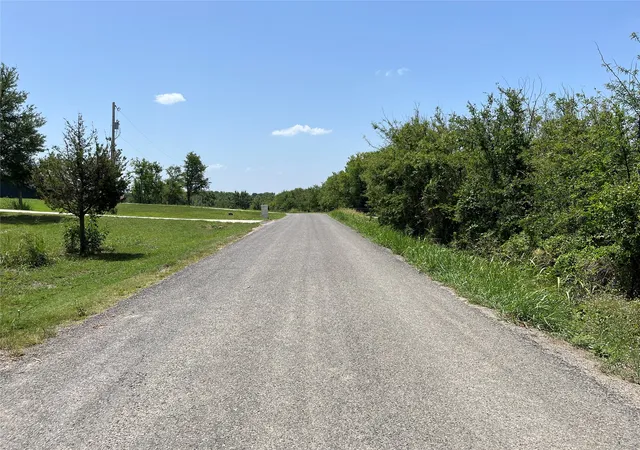 Photo 3 of Land for sale at 910 Kentucky Town Rd, Whitewright, TX 75491 | MLS# 21336486 | Listing updated on 2026-10-06