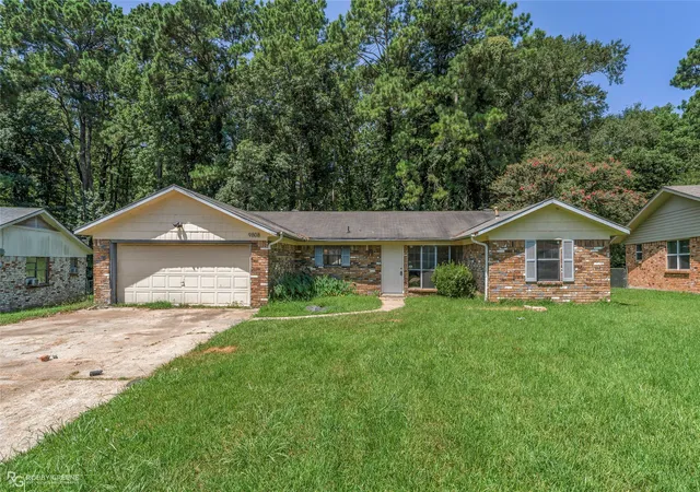 Photo 1 of Sale Pending at 9808 Driftwood Cir, Shreveport, LA 71118 | MLS# 21339498 | Listing updated on 2026-08-27