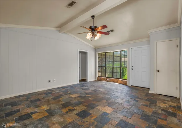 Photo 3 of Sale Pending at 9808 Driftwood Cir, Shreveport, LA 71118 | MLS# 21339498 | Listing updated on 2026-08-27