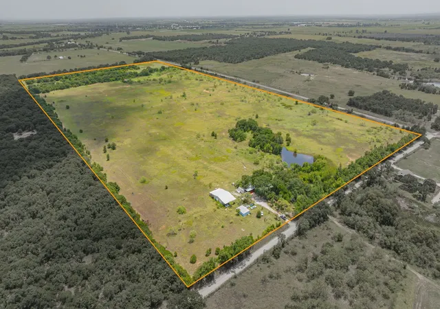 Photo 2 of Manufactured home for sale at 301 County Road 193, Carbon, TX 76435 | MLS# 21339381 | Listing updated on 2026-09-15