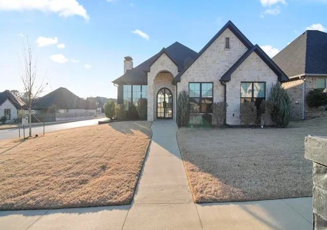 Photo 1 of Single family home for sale at 3157 Salado Creek Dr, Tyler, TX 75703 | MLS# 21334375 | Listing updated on 2026-07-24