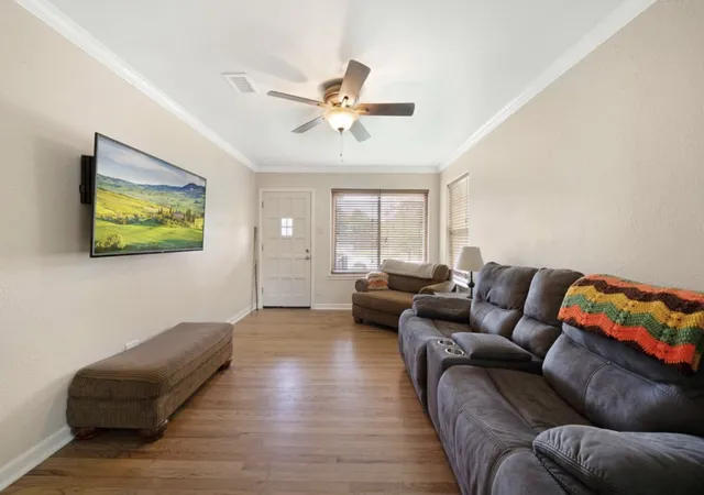 Photo 3 of Single family home for sale at 10204 Mccree Rd, Dallas, TX 75238 | MLS# 21339537 | Listing updated on 2026-07-24