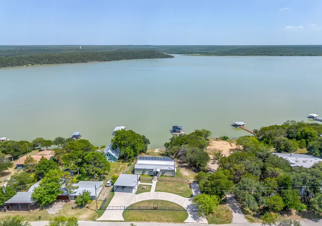 Photo 1 of Single family home for sale at 606 Dunn Dr, Palo Pinto, TX 76484 | MLS# 21336577 | Listing updated on 2026-07-24