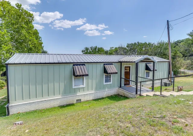 Photo 3 of Single family home for sale at 606 Dunn Dr, Palo Pinto, TX 76484 | MLS# 21336577 | Listing updated on 2026-07-24