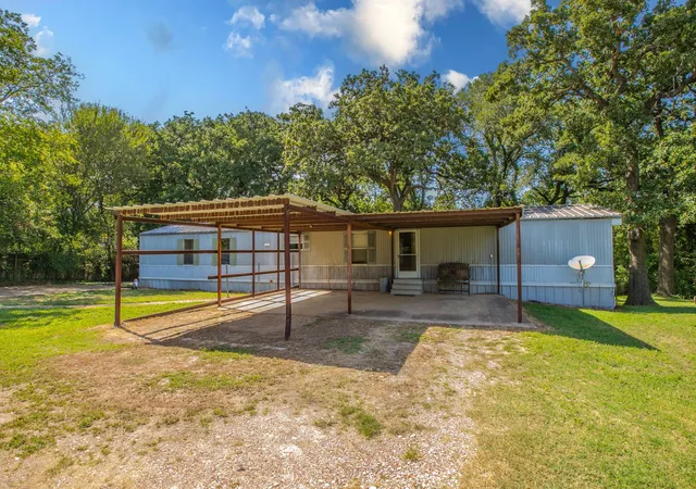 Photo 1 of Sale Pending at 13247 Gholson Rd, Waco, TX 76705 | MLS# 21335022 | Listing updated on 2026-09-02