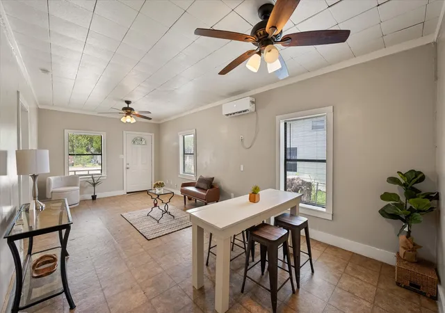 Photo 3 of Single family home for sale at 109 E Tyler St, Ennis, TX 75119 | MLS# 21339305 | Listing updated on 2026-07-24