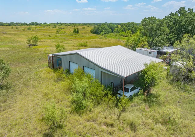 Photo 4 of House for sale at 301 Cr 193, Carbon, TX 76435 | MLS# 21339567 | Listing updated on 2026-09-15