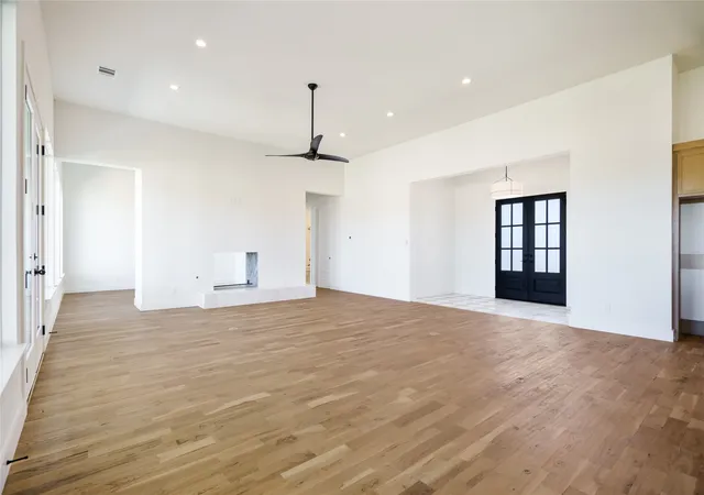 Photo 3 of Single family home for sale at 6440 Mc Chesney Dr, Midlothian, TX 76065 | MLS# 21339596 | Listing updated on 2026-07-24