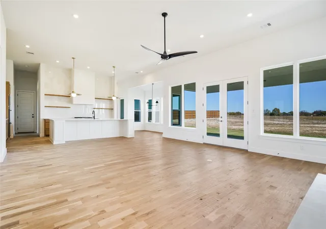 Photo 4 of Single family home for sale at 6440 Mc Chesney Dr, Midlothian, TX 76065 | MLS# 21339596 | Listing updated on 2026-07-24