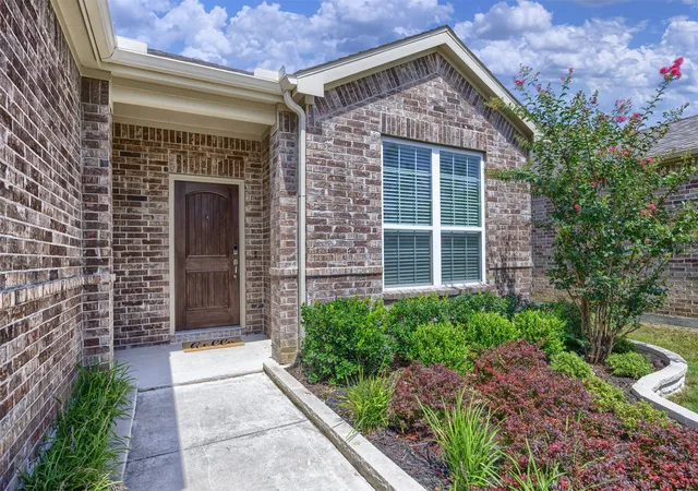 Photo 2 of Single family home for sale at 9221 Refuge Wy, Mc Kinney, TX 75071 | MLS# 21337947 | Listing updated on 2026-08-20