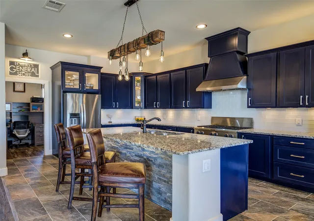 Photo 4 of Single family home for sale at 133 Sunset Bay Pointe Ct, Chico, TX 76431 | MLS# 21339687 | Listing updated on 2026-07-27