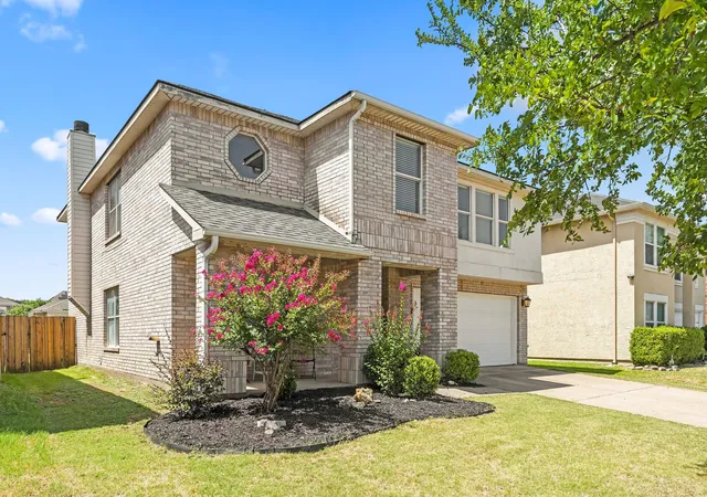 Photo 2 of Sale Pending at 4144 Tupelo Trl, Fort Worth, TX 76244 | MLS# 21326814 | Listing updated on 2026-08-23