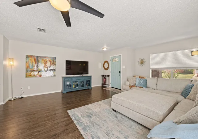 Photo 4 of Sale Pending at 4144 Tupelo Trl, Fort Worth, TX 76244 | MLS# 21326814 | Listing updated on 2026-08-23