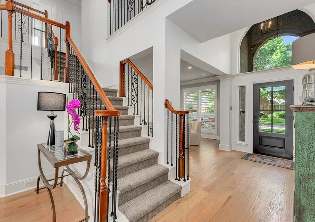 Photo 4 of Single family home for sale at 212 Pecan Hollow Dr, Coppell, TX 75019 | MLS# 21337451 | Listing updated on 2026-09-17