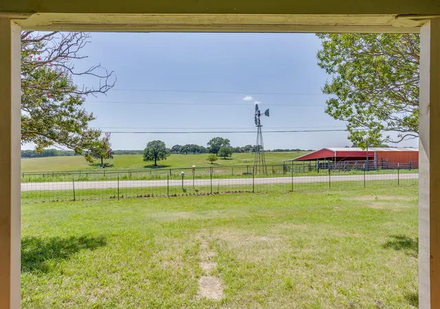 Photo 3 of Single family home for sale at 5641 County Road 313A, Alvarado, TX 76009 | MLS# 21339673 | Listing updated on 2026-08-29