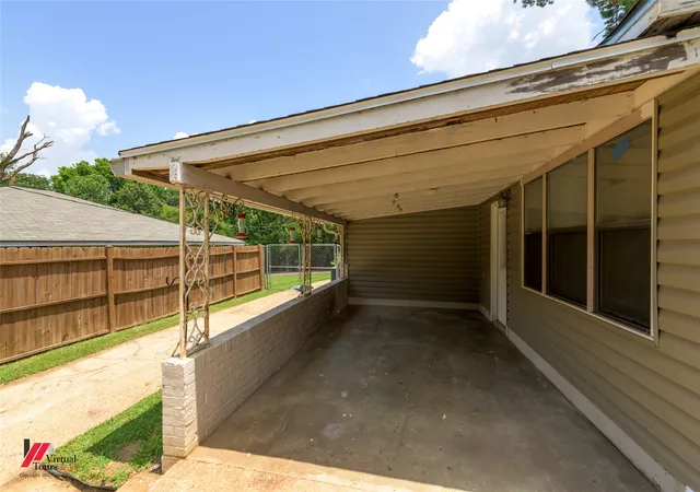 Photo 4 of Single family home for sale at 4000 Golf Links Blvd, Shreveport, LA 71109 | MLS# 21335262 | Listing updated on 2026-08-19