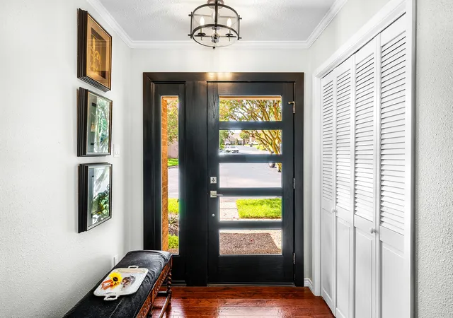 Photo 4 of Single family home for sale at 822 Ashford Ct, Tyler, TX 75703 | MLS# 21337774 | Listing updated on 2026-10-01