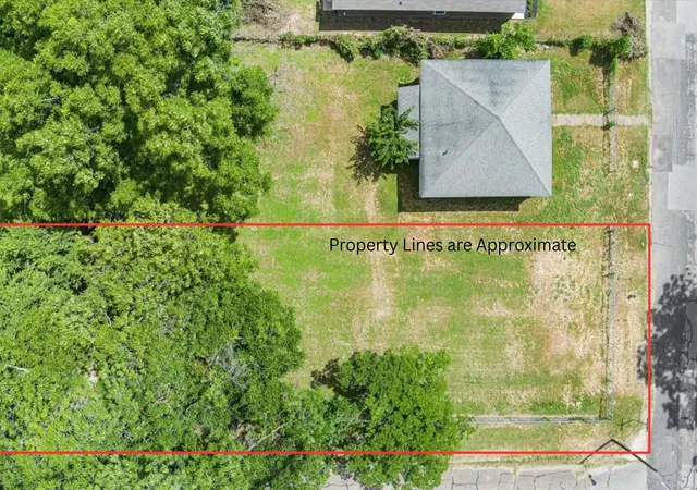 Land for sale at 1000 E Calhoun Ave, Waco, TX 76704 | MLS# 21339657