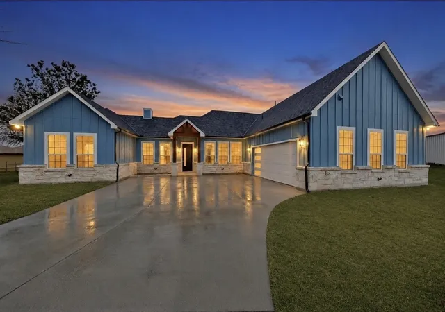 Photo 1 of Single family home for sale at 335 Cross Tie Ranch Rd, Trinidad, TX 75163 | MLS# 21338588 | Listing updated on 2026-07-24