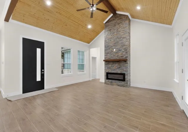 Photo 4 of Single family home for sale at 335 Cross Tie Ranch Rd, Trinidad, TX 75163 | MLS# 21338588 | Listing updated on 2026-07-24