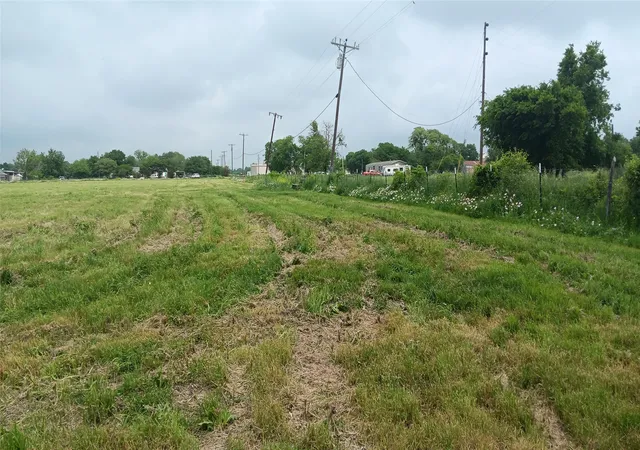 Photo 2 of Land for sale at Tbd Hwy 7, Chilton, TX 76632 | MLS# 21339765 | Listing updated on 2026-07-24