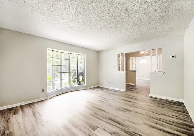 Photo 4 of Single family home for sale at 3712 Greenbriar Ct, Colleyville, TX 76034 | MLS# 21207245 | Listing updated on 2026-10-01