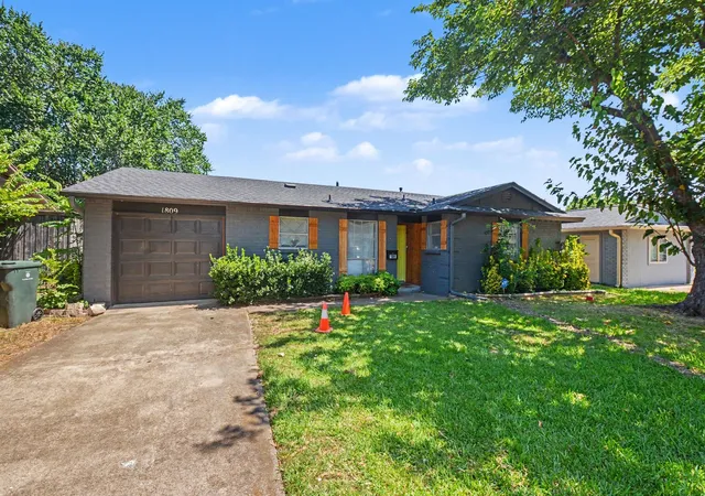 Photo 3 of Single family home for sale at 1809 Homestead Pl, Garland, TX 75044 | MLS# 21330596 | Listing updated on 2026-08-22