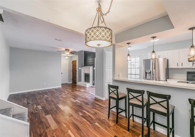 4th image of 1719 Westview Ter, Arlington, TX 76013