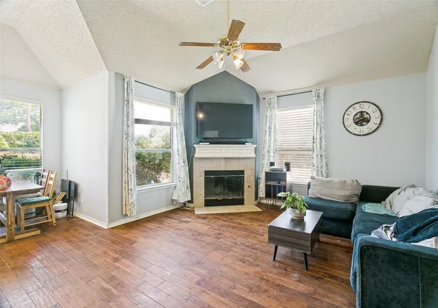 Photo 3 of Single family home for sale at 2616 Wickersham Ct, Grapevine, TX 76051 | MLS# 21337641 | Listing updated on 2026-09-23