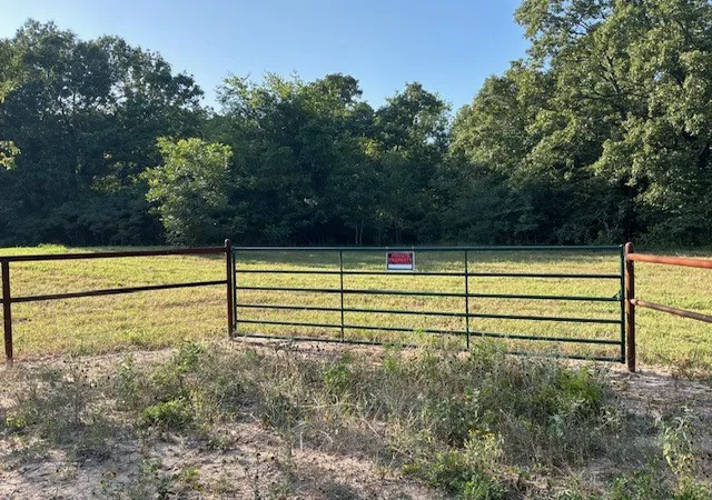 Land for sale at 956 Ne County Road 2220, Talco, TX 75487 | MLS# 21339928 | Listing updated on 2026-07-24