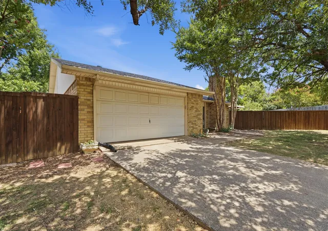 Photo 3 of Sale Pending at 7213 Bradford Pl, The Colony, TX 75056 | MLS# 21339826 | Listing updated on 2026-08-03