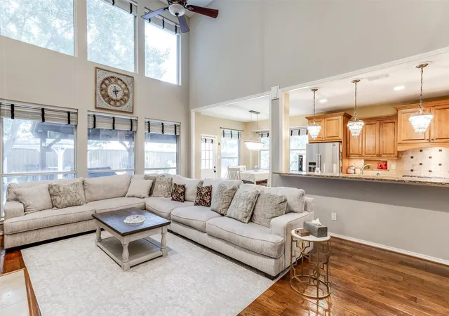 Photo 3 of Single family home for sale at 3000 Palmtree Dr, Mc Kinney, TX 75070 | MLS# 21338773 | Listing updated on 2026-08-26