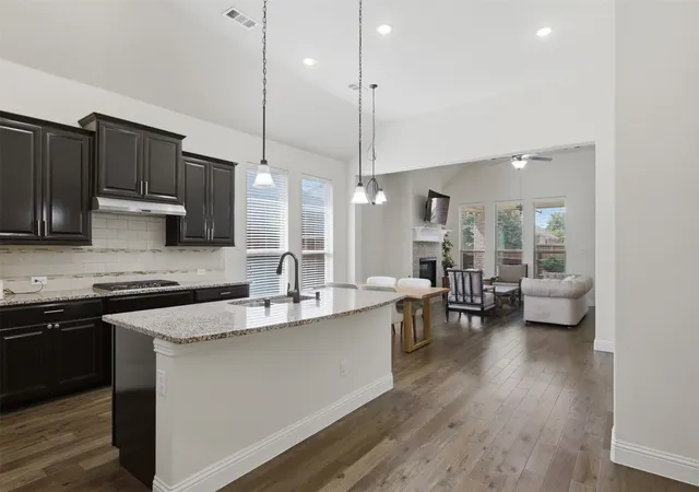 3rd image of 118 Lavender Ln, Wylie, TX 75098 | MLS# 21329935