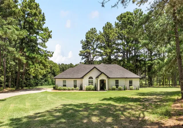 Photo 1 of Single family home for sale at 1109 Robbins Rd, Athens, TX 75751 | MLS# 21337614 | Listing updated on 2026-08-26