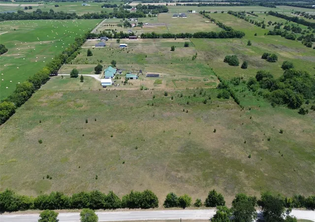 Photo 3 of Land for sale at Na Gordon Rd, Whitewright, TX 75491 | MLS# 21339989 | Listing updated on 2026-07-24