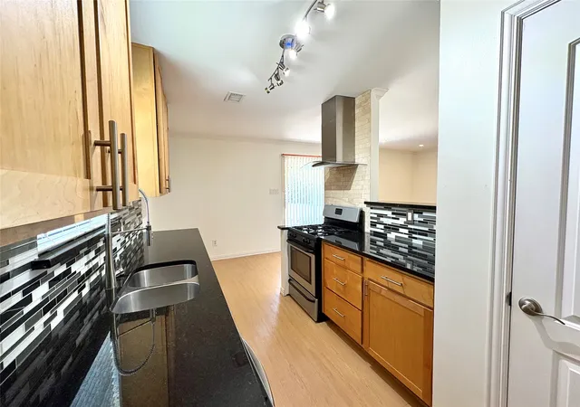 Photo 3 of Single family home for sale at 601 Carpenter Dr, Garland, TX 75040 | MLS# 21339535 | Listing updated on 2026-08-31