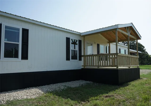Photo 1 of Sale Pending at 2618 County Road 199, Kaufman, TX 75142 | MLS# 21337001 | Listing updated on 2026-08-30